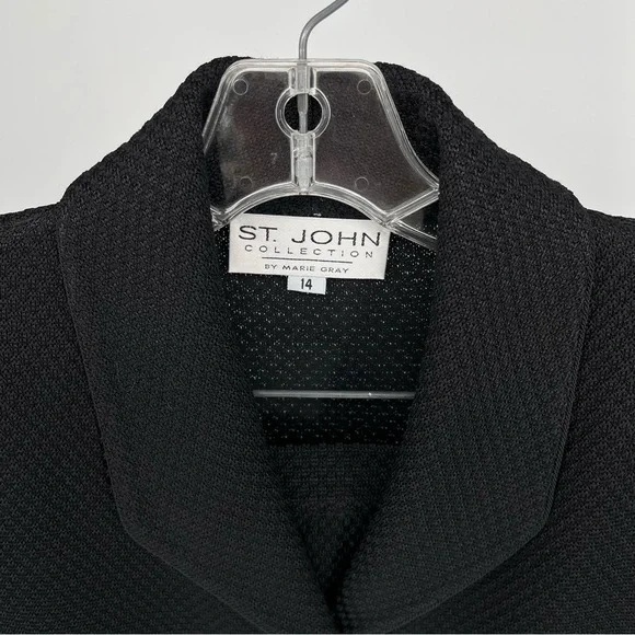 St. John Collection Santana Knit Blazer Suit Set Size 14 Black Gold Buttons - Picture 5 of 11